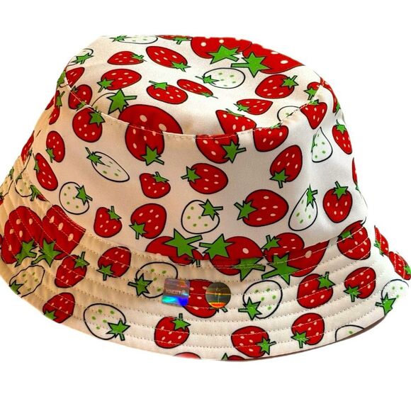 KNDIT Red and White Strawberry Print Bucket Hat Women’s OS Reversible. - Picture 1 of 7